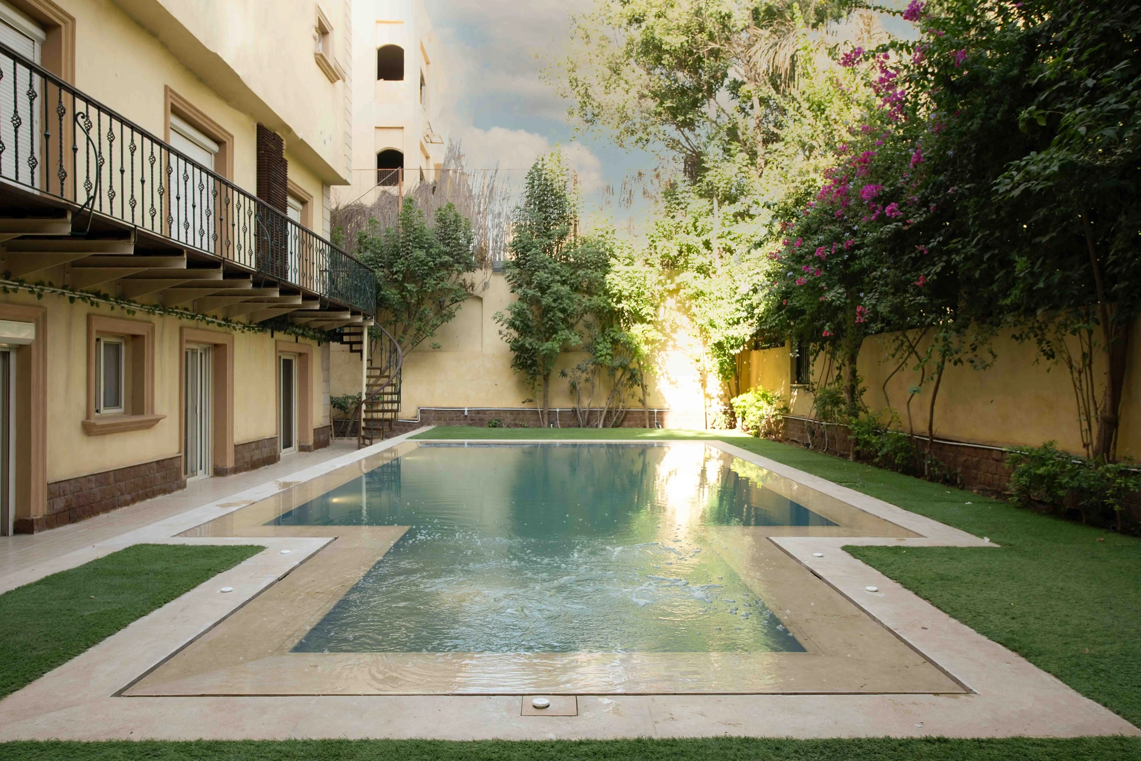 Chill & Swim | 1BR October City